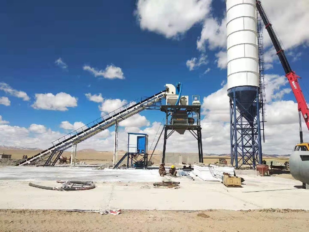 Kazakhstan customers purchased HZS75 concrete mixing plant from Zhubang Machinery